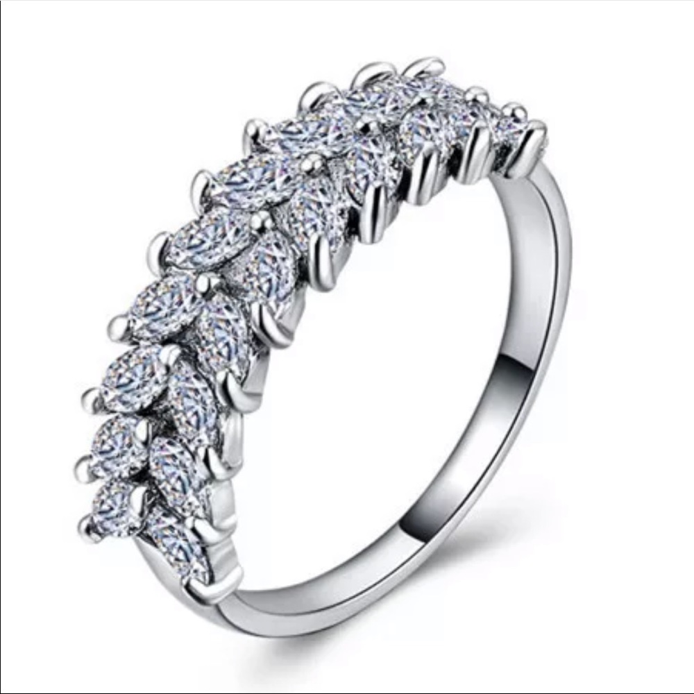 New Luxury Leaf Cut 925 Silver Women Diamond Ring